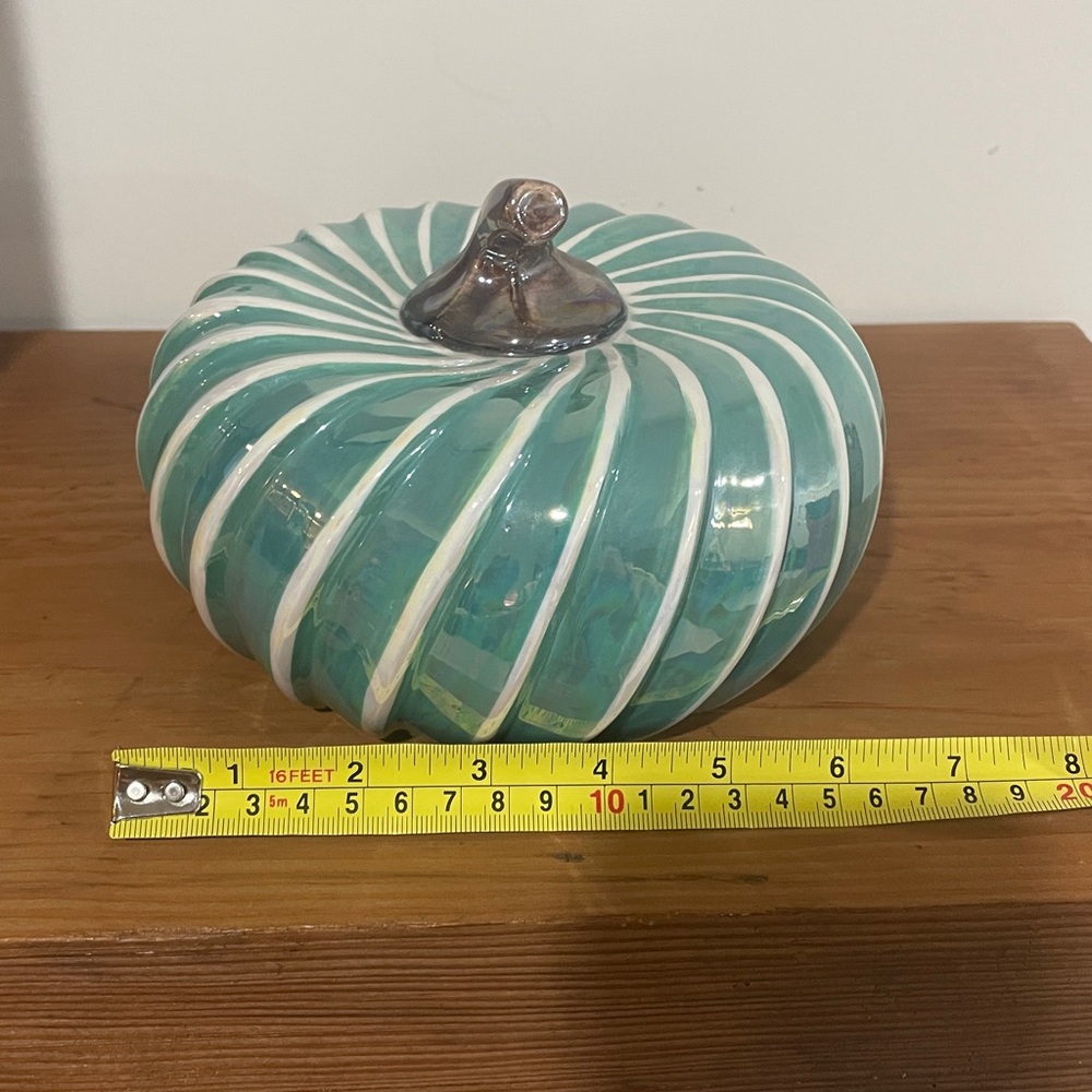 🌼 Striped Teal Ceramic Pumpkin Decor - Picture 5 of 6